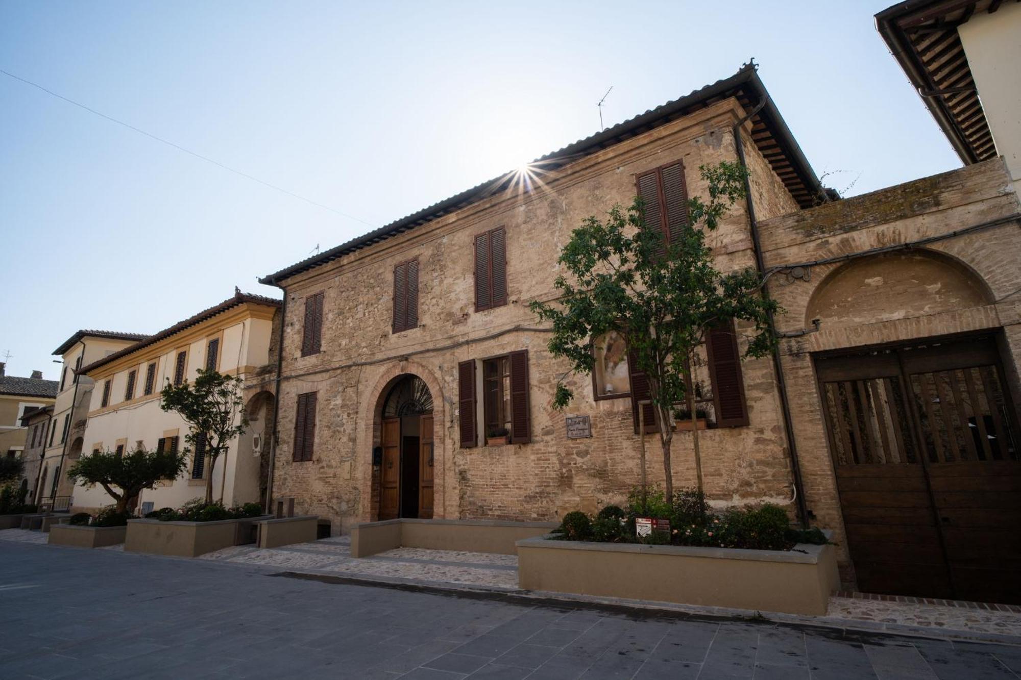 B&B Porta Perugina 贝瓦尼亚 外观 照片