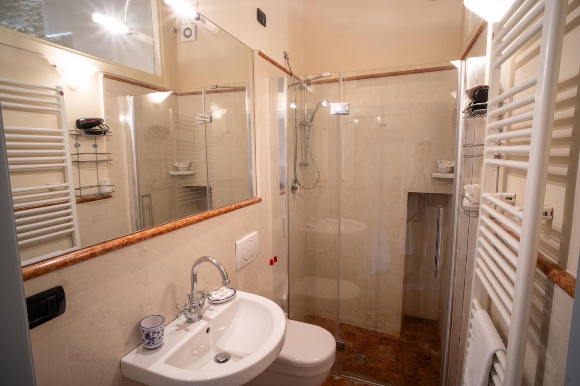 B&B Porta Perugina 贝瓦尼亚 外观 照片